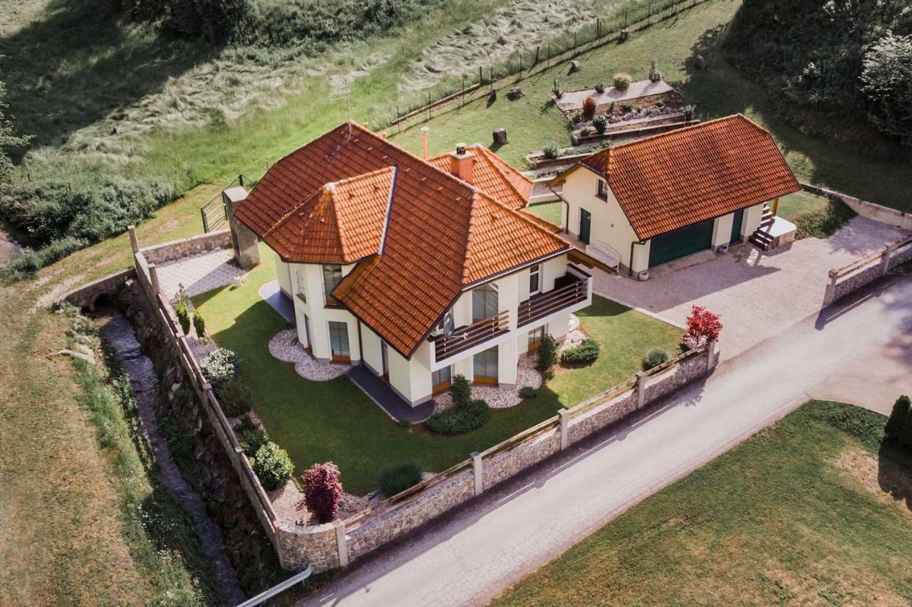 House Of Adventure - The Base To Explore Slovenia Laze v Tuhinju Buitenkant foto