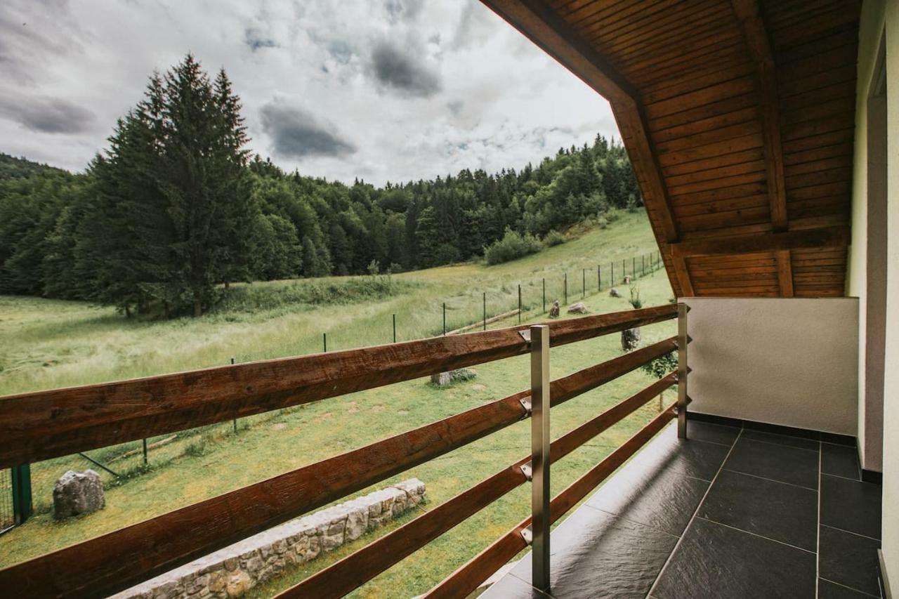 House Of Adventure - The Base To Explore Slovenia Laze v Tuhinju Buitenkant foto
