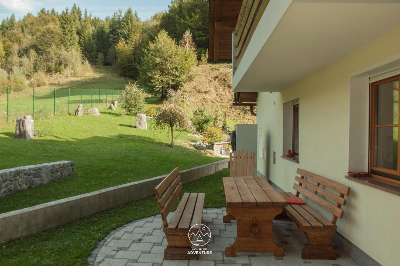 House Of Adventure - The Base To Explore Slovenia Laze v Tuhinju Buitenkant foto