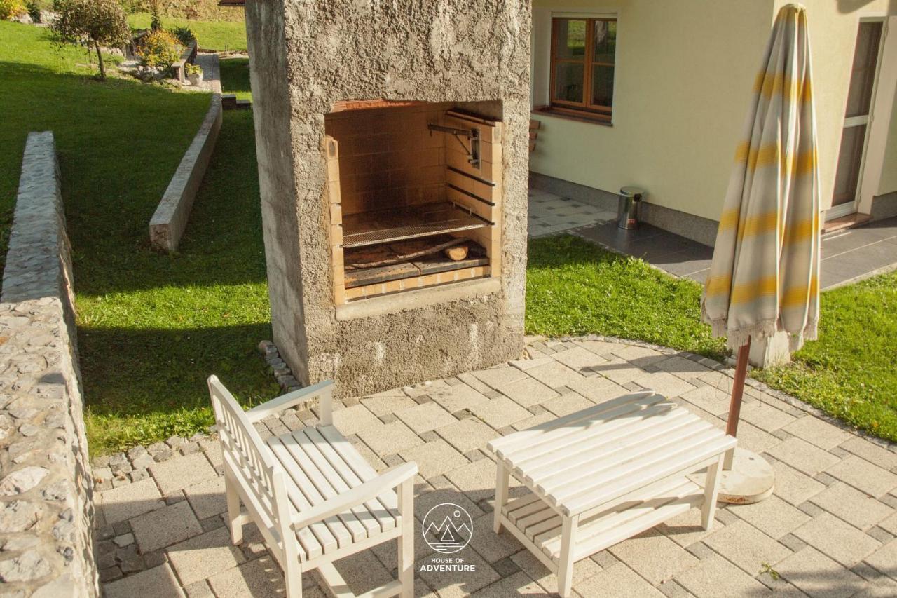 House Of Adventure - The Base To Explore Slovenia Laze v Tuhinju Buitenkant foto